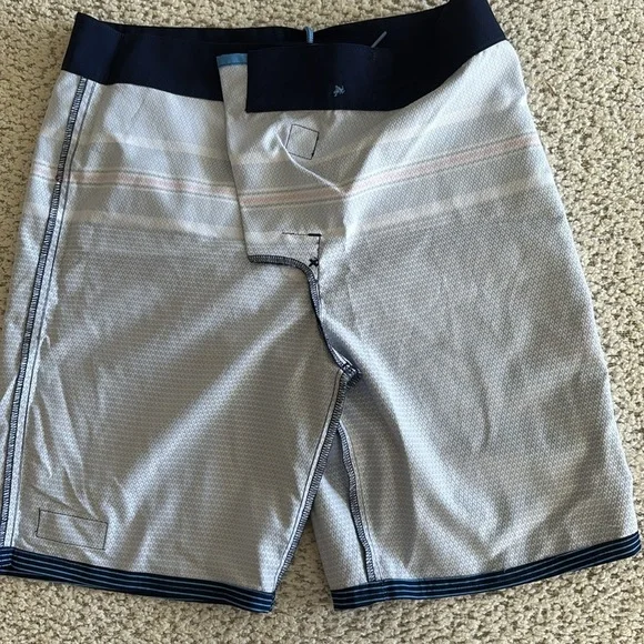 Vineyard Vines Unlined Board Shorts Boys Size Large - Picture 5 of 8
